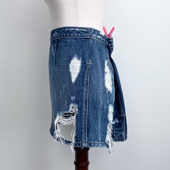Lovers + Friends Ryder Distressed Las Palmas Denim Mini Skirt - Picture 4 of 10
